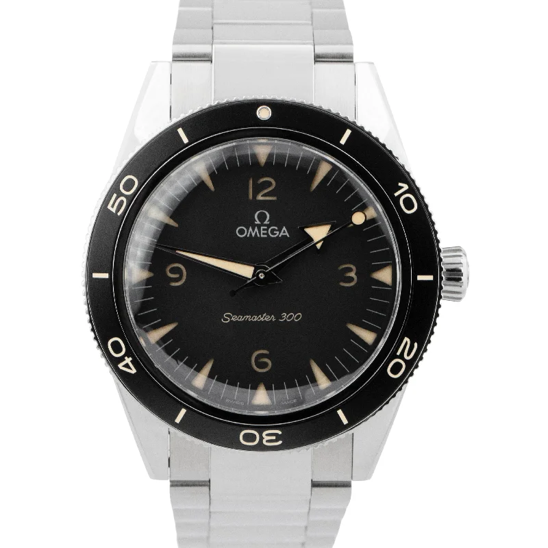 Mechanical Watches with Hand-Winding MechanismOmega Seamaster 300 Co-Axial 41mm Steel Black Watch 234.32.41.21.01.001 BOX