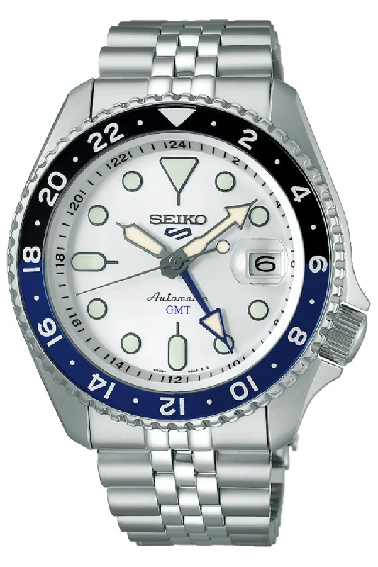 Watches with Silicone Straps for a Soft FeelSeiko 5 Sport SKX GMT SSK033